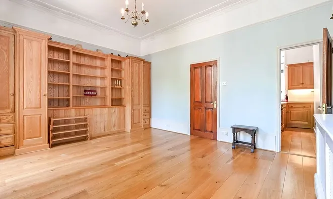 Недвижимость Gloucester Crescent, Primrose Hill: 1