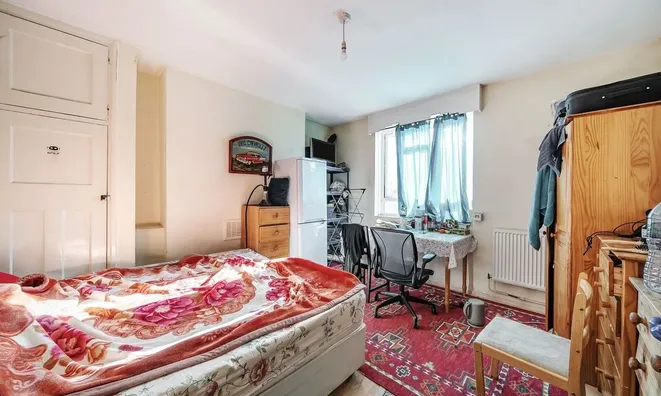 Недвижимость Robert Owen House, Bishop's Park: 2
