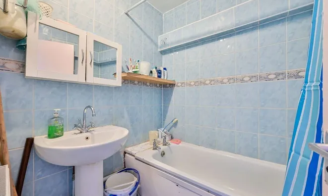 Недвижимость Deverell Street, Borough: 3