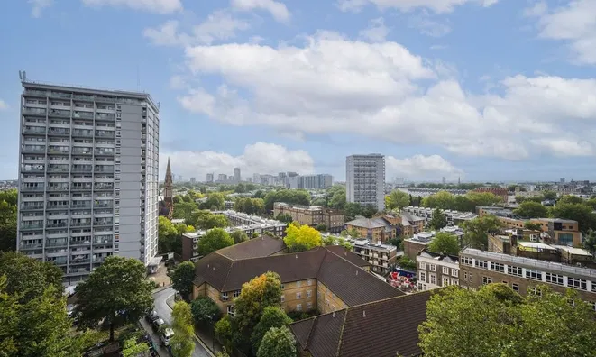 Недвижимость Woodchester Square, Royal Oak: 6