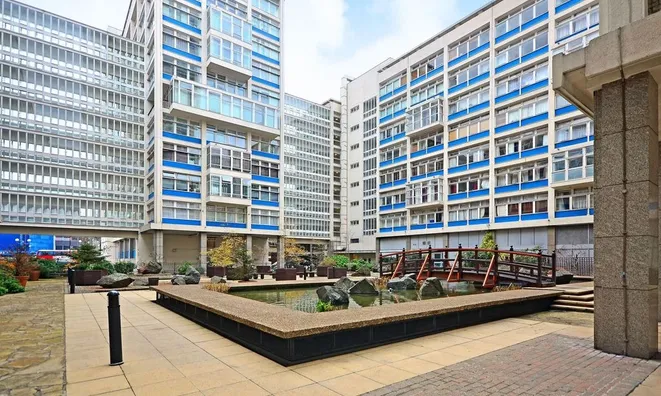 Недвижимость Newington Causeway, Borough: 5