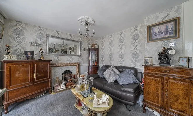 Недвижимость Laxley Close: 2