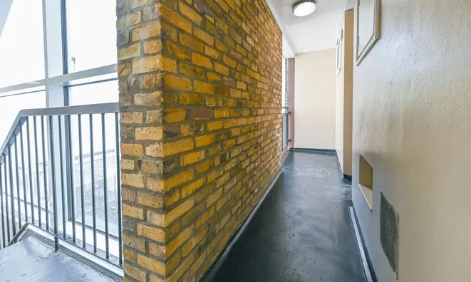 Недвижимость Elias Place, Oval: 2