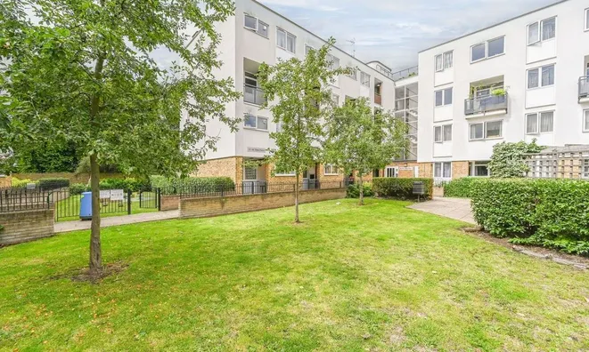 Недвижимость Elias Place, Oval: 4