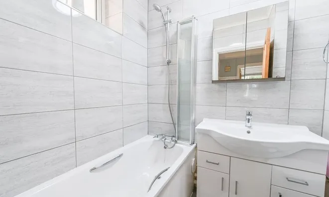 Недвижимость Elias Place, Oval: 8