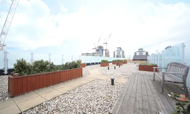 Недвижимость Eltringham Street, Battersea Reach: 2