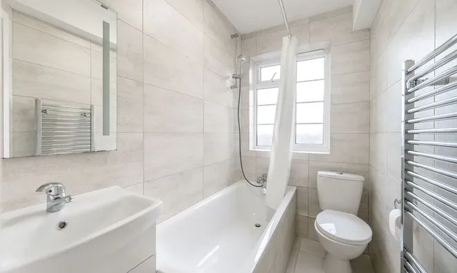 Недвижимость Ashford Court, Gladstone Park: 1