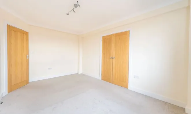 Недвижимость Ashford Court, Gladstone Park: 4