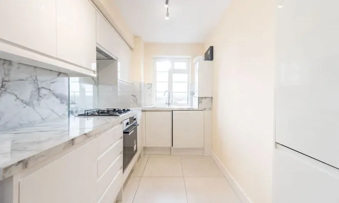 Недвижимость Ashford Court, Gladstone Park: 8
