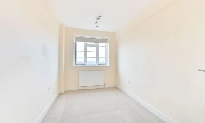 Недвижимость Ashford Court, Gladstone Park: 10