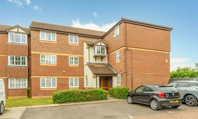 Недвижимость Campbell Gordon Way, Gladstone Park: 7