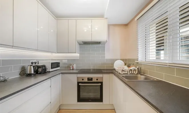 Недвижимость 125 Upper Richmond Road, Putney: 17