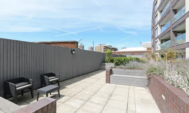Недвижимость Camberwell Road: 4