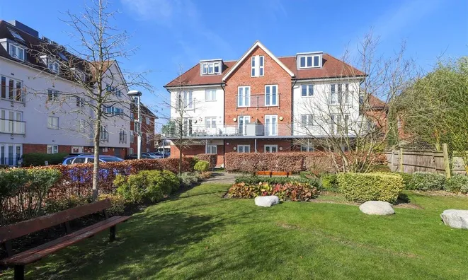 Недвижимость Pembroke Road, Ruislip: 2