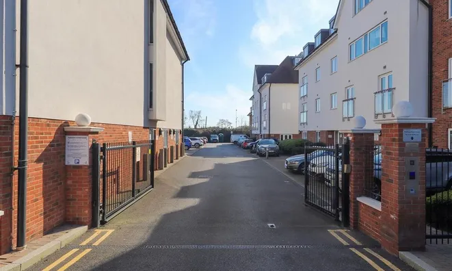 Недвижимость Pembroke Road, Ruislip: 3