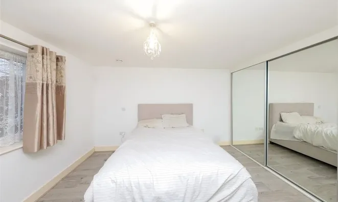Недвижимость Pembroke Road, Ruislip: 12