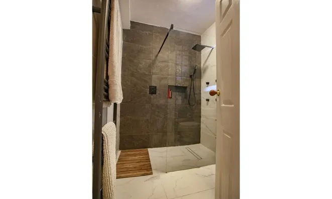 Недвижимость Hillsborough Court, St. Johns Wood: 3