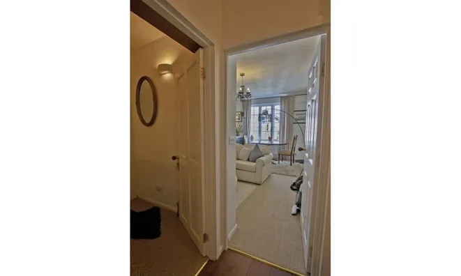 Недвижимость Hillsborough Court, St. Johns Wood: 4
