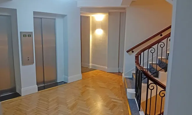 Недвижимость Hillsborough Court, St. Johns Wood: 22