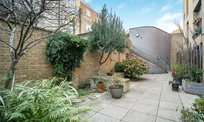 Недвижимость Weedington Road: 12