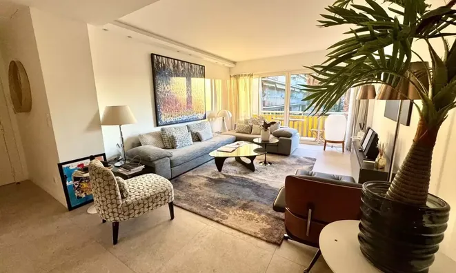 Недвижимость House République Cannes: 2