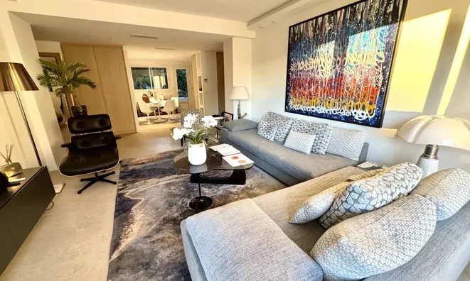 Недвижимость House République Cannes: 4