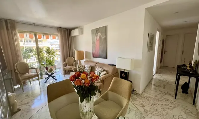 Недвижимость Villa La Bocca: 3