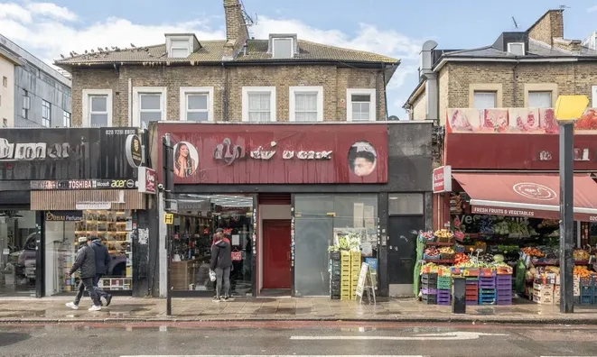 Недвижимость Seven Sisters Road: 8