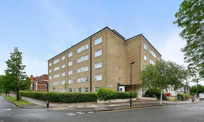 Недвижимость Bromyard Avenue, Acton: 5