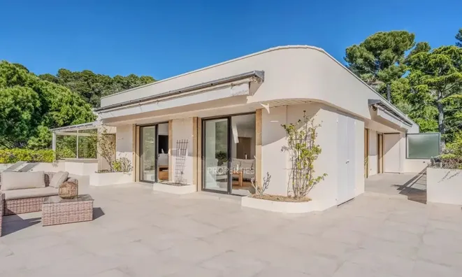 Недвижимость Villa Cannes Carnot: 2