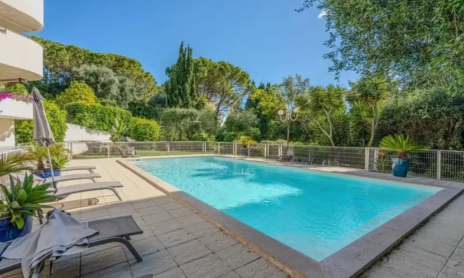 Недвижимость Villa Cannes Carnot: 3