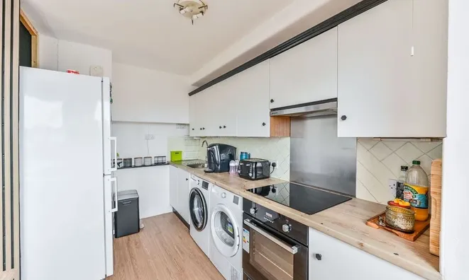 Недвижимость Guildiford Road, Stockwell: 4