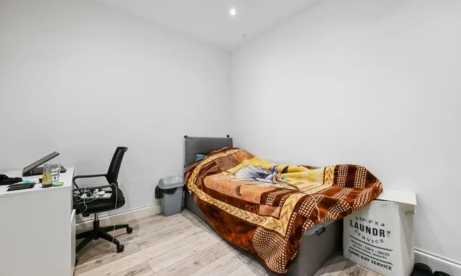 Недвижимость White City Estate: 11
