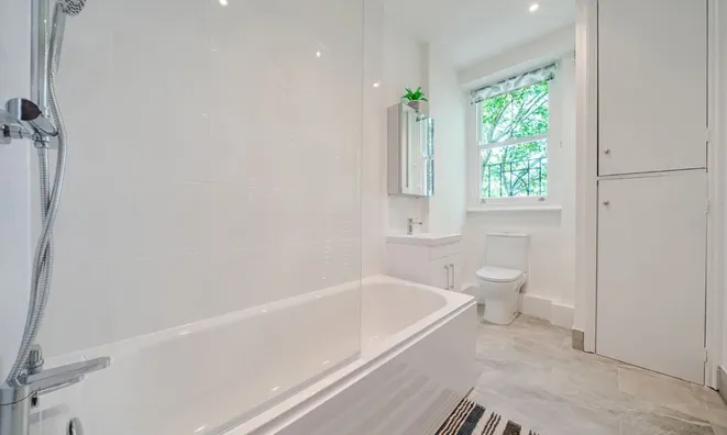 Недвижимость Cormont Road, Camberwell: 1