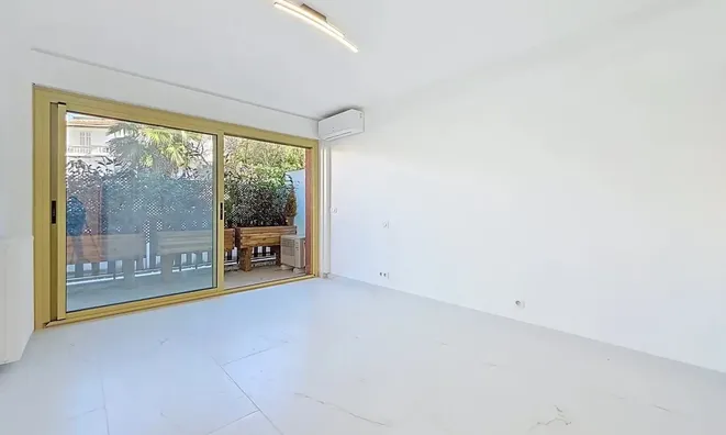 Недвижимость House Pointe Croisette: 10
