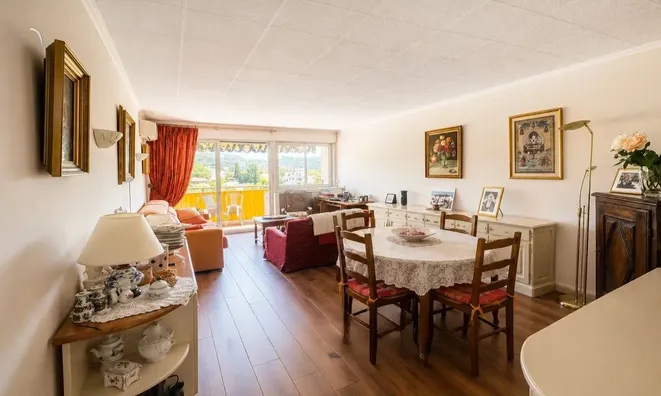 Недвижимость Villa Petit Juas: 3