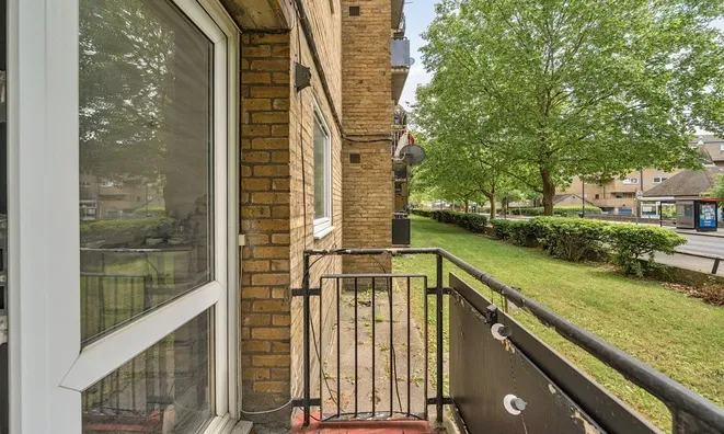 Недвижимость Tabard Street: 11