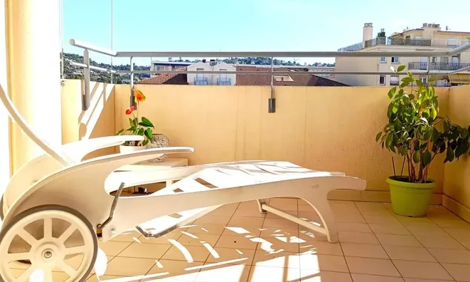Недвижимость Villa République Cannes: 3