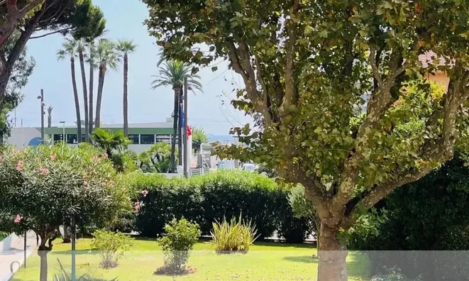 Недвижимость Villa Cannes La Bocca: 2