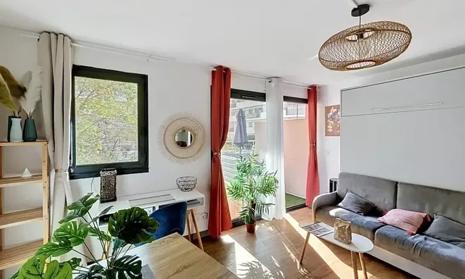 Недвижимость House Suquet Cannes: 2