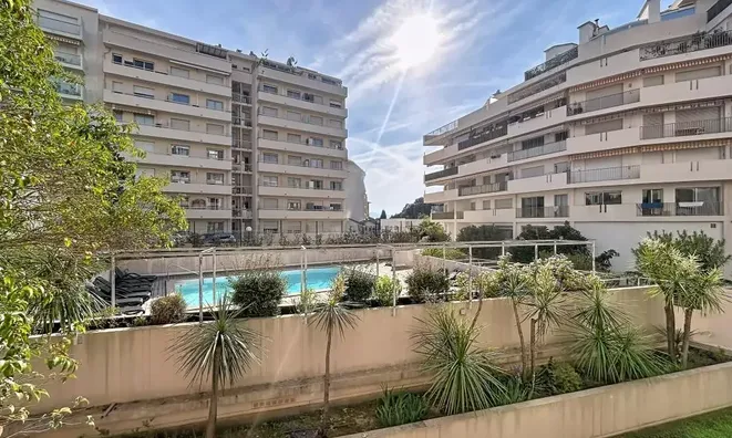 Недвижимость House Suquet Cannes: 4