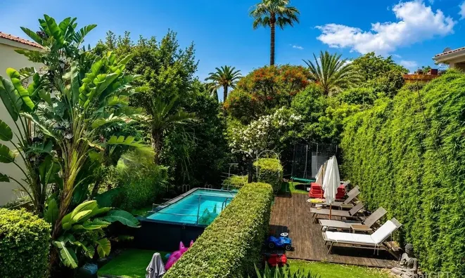 Недвижимость Villa Croix des Gardes: 1