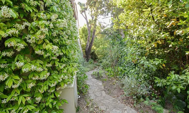 Недвижимость Villa Croix des Gardes: 25