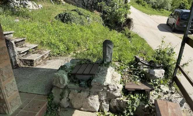 Недвижимость Дом, Боршт при Двору: 5