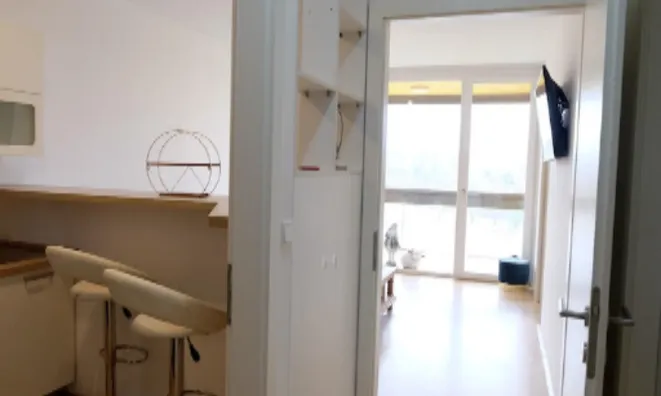 Недвижимость Квартира, 1,5-комнатная, Подутик: 12