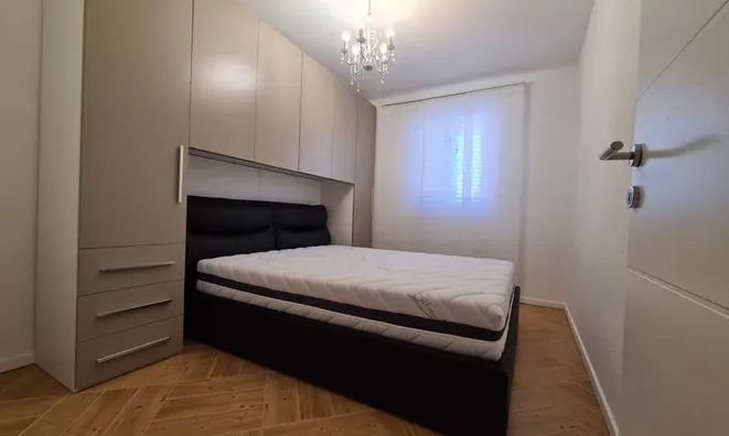 Недвижимость Четырехкомнатная квартира, Опатия: 9