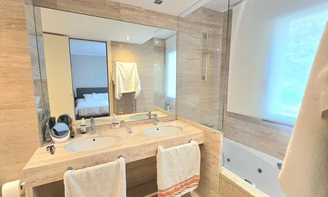 Недвижимость Central apartment in Escaldes with three bedrooms, two parking spaces and storage: 13