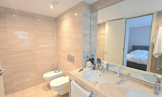 Недвижимость Central apartment in Escaldes with three bedrooms, two parking spaces and storage: 14