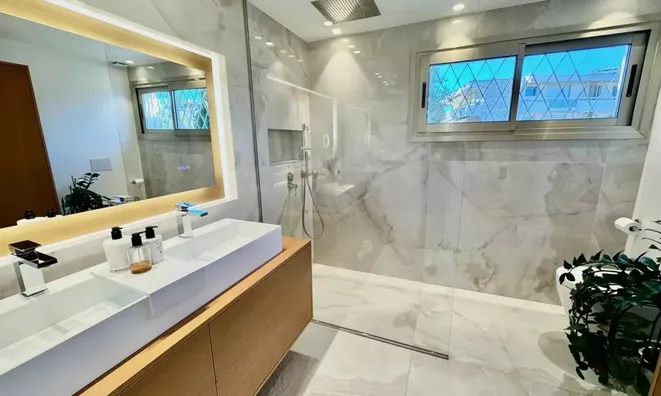 Недвижимость Villa Petit Juas: 13