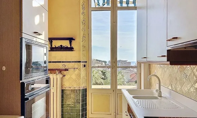 Недвижимость Villa Petit Juas: 3
